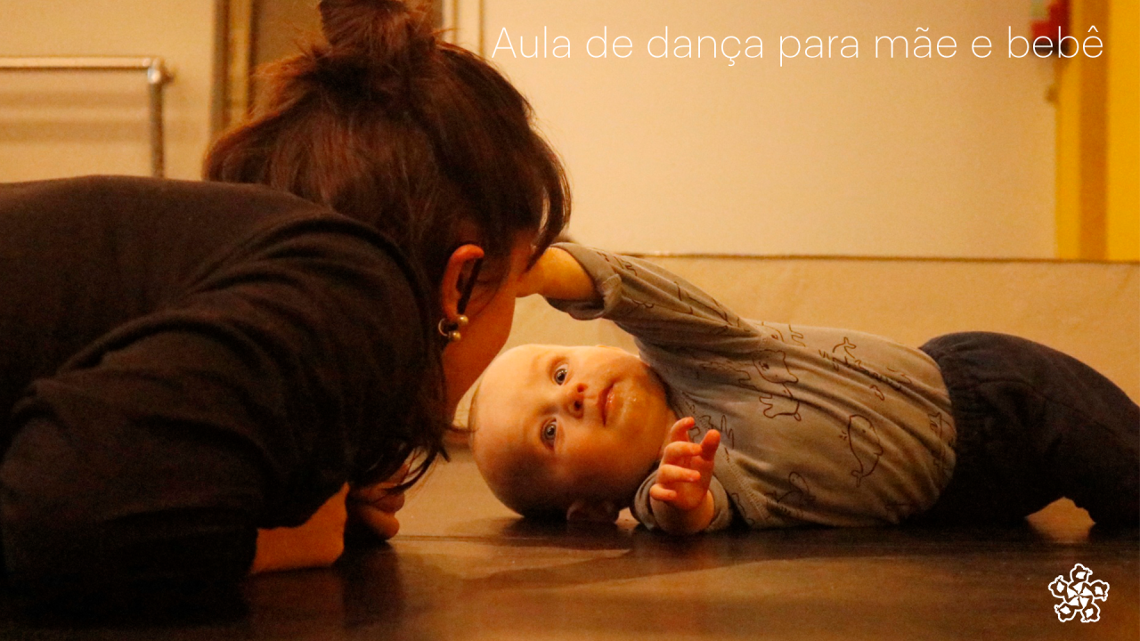 Aula de Dança para Mães e Bebês 